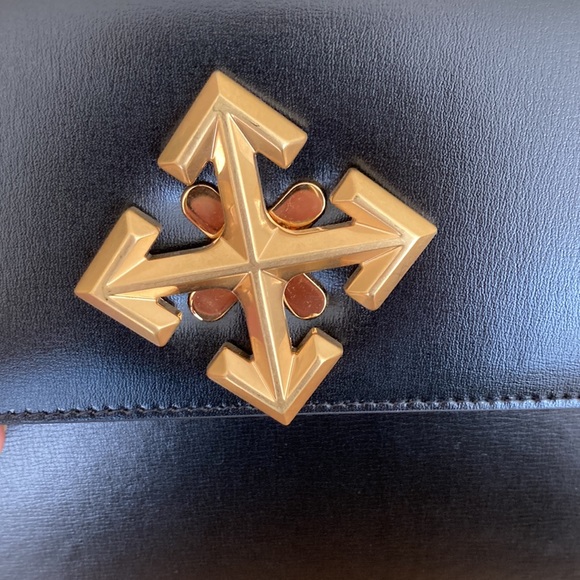 Off-white leather bag - Picture 10 of 11